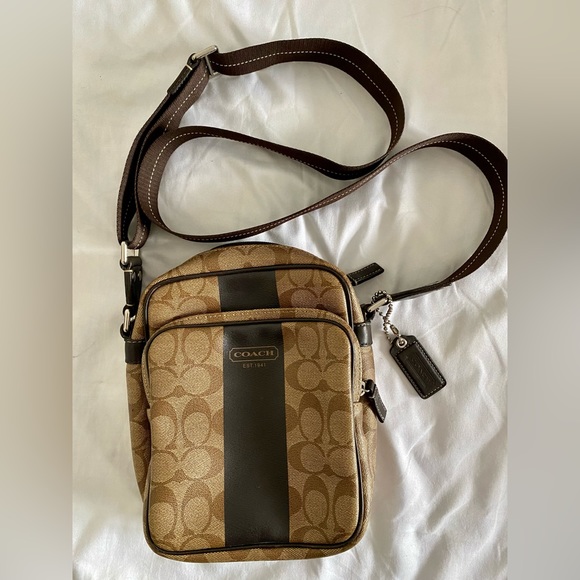 Coach Handbags - Coach Heritage strip flight crossbody